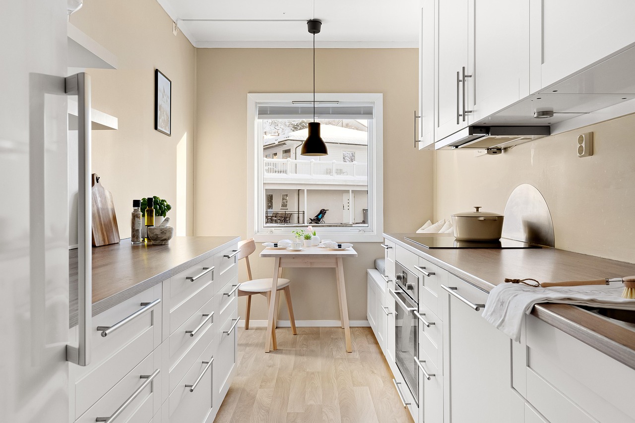 The Unconventional Path: Finding Hidden Opportunities in Overlooked Markets